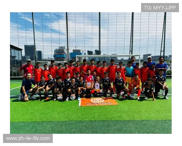 福建足球小将的青春风采与独特外貌特点解析